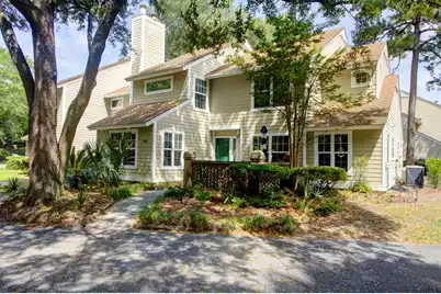 1046 Planters Place #1046, Mount Pleasant, SC 29464 - Photo 1