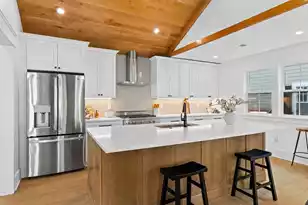 7 Larnes St, Charleston, SC 29403 - Photo 17