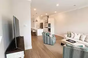 814 Kings Oak Ct #2, Charleston, SC 29492 - Photo 7