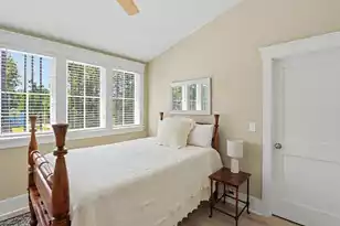 374 Commonwealth Rd, Mount Pleasant, SC 29466 - Photo 35
