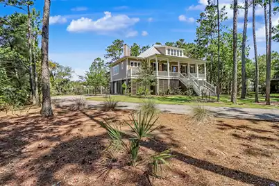 374 Commonwealth Road, Mount Pleasant, SC 29466 - Photo 3