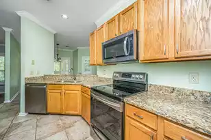 2717 Merwether Ln, Mount Pleasant, SC 29466 - Photo 9