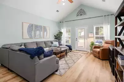 878 Santee Street, Charleston, SC 29412 - Photo 5