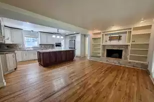 275 Hobcaw Dr N, Mount Pleasant, SC 29464 - Photo 3
