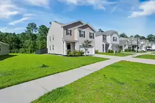 639 Silver Spruce St, Summerville, SC 29486 - Photo 3