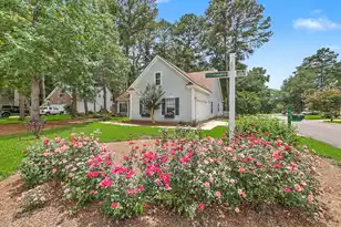 561 Pointe of Oaks Rd, Summerville, SC 29485 - Photo 5
