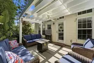 2451 Draymohr Ct, Mount Pleasant, SC 29466 - Photo 5