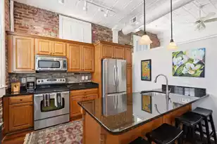 4 Beaufain St, Charleston, SC 29401 - Photo 17