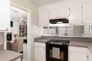 28 Maplecrest Dr, Charleston, SC 29412 - Photo 11