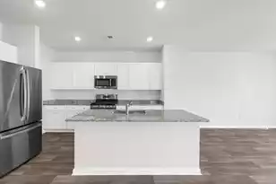 392 Tiliwa St, Summerville, SC 29486 - Photo 5