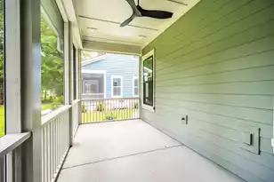 719 Eagle St, Mount Pleasant, SC 29464 - Photo 73