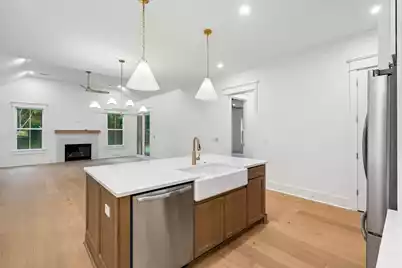 719 Eagle Street, Mount Pleasant, SC 29464 - Photo 21