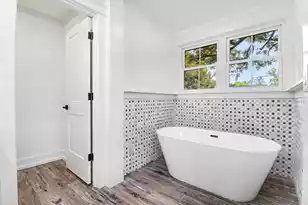 1328 Hermitage Ave, Charleston, SC 29412 - Photo 11