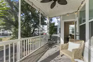1613 Farmers Wy, Mount Pleasant, SC 29466 - Photo 23