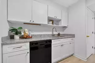 173 Rutledge Ave #M, Charleston, SC 29403 - Photo 9