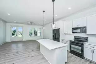 933 Valley St, Hanahan, SC 29410 - Photo 9