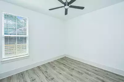 933 Valley Street, Hanahan, SC 29410 - Photo 21