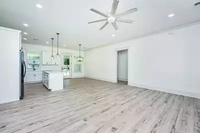 933 Valley Street, Hanahan, SC 29410 - Photo 5