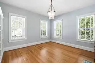 328 Bennett St, Mount Pleasant, SC 29464 - Photo 9