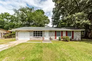 107 Greenhurt Ave, Summerville, SC 29485 - Photo 1