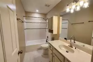 733 Woodland Pointe Pl, Mount Pleasant, SC 29464 - Photo 19