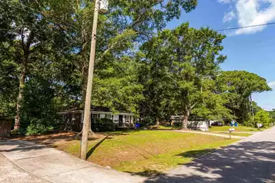 1436 Heather Drive, Mount Pleasant, SC 29464 - Photo 7