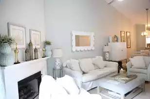 1329 Old Tabby Ln, Mount Pleasant, SC 29464 - Photo 17