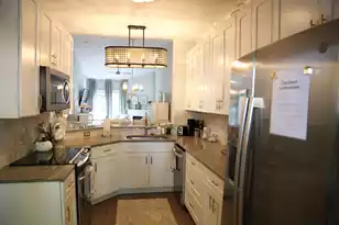 1329 Old Tabby Ln, Mount Pleasant, SC 29464 - Photo 11