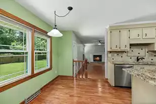 300 Eastover Cir, Summerville, SC 29483 - Photo 9
