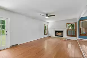 300 Eastover Cir, Summerville, SC 29483 - Photo 11