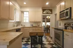 212 Valley St, Walterboro, SC 29488 - Photo 9