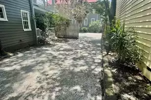 70 Vanderhorst St, Charleston, SC 29403 - Photo 5