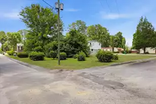 100 Henry St, Bamberg, SC 29003 - Photo 3