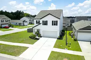 401 Eastern Pne Dr, Summerville, SC 29486 - Photo 1