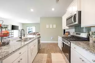 401 Eastern Pne Dr, Summerville, SC 29486 - Photo 17