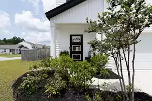 401 Eastern Pne Dr, Summerville, SC 29486 - Photo 3