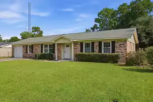 104 General Dennis Dr, Summerville, SC 29486 - Photo 3