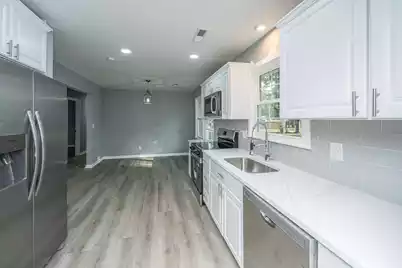 104 Forest Lane, Summerville, SC 29486 - Photo 15