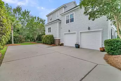 2744 Fountainhead Way, Mount Pleasant, SC 29466 - Photo 7