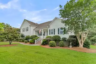 2744 Fountainhead Way, Mount Pleasant, SC 29466 - Photo 5