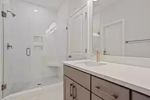 222 Lake Greenwood Blvd, Greenwood, SC 29649 - Photo 11