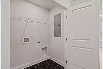 222 Lake Greenwood Boulevard, Greenwood, SC 29649 - Photo 17