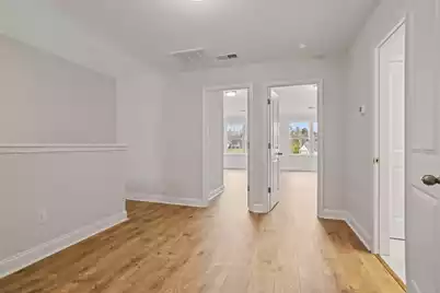 224 Lake Greenwood Boulevard, Greenwood, SC 29649 - Photo 23
