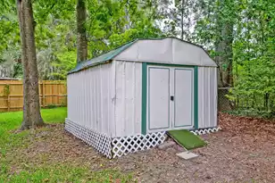 1214 Redeemer Dr, Hanahan, SC 29410 - Photo 37