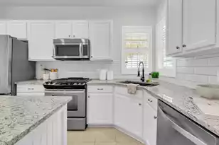 109 Harbor Point Ct, Summerville, SC 29486 - Photo 13
