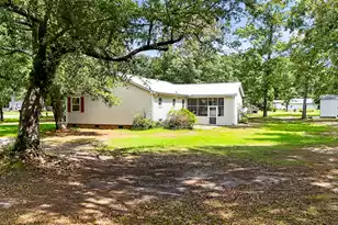 1104 Longpoint Rd, Cross, SC 29436 - Photo 5
