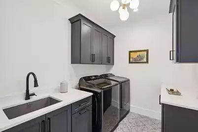 121 Simmons Street, Mount Pleasant, SC 29464 - Photo 45