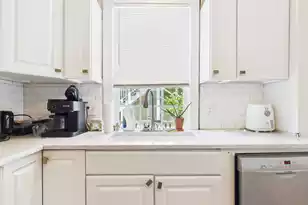 120 Alexander St, Charleston, SC 29403 - Photo 17