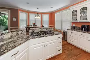 8581 Refuge Pointe Cir, North Charleston, SC 29420 - Photo 11