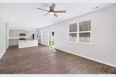147 Cloverleaf Street, Summerville, SC 29483 - Photo 15